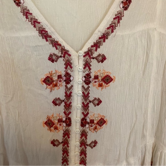 Free People Adrianna Embroidered White and Red Flowy High Low Tunic Medium - Picture 5 of 11